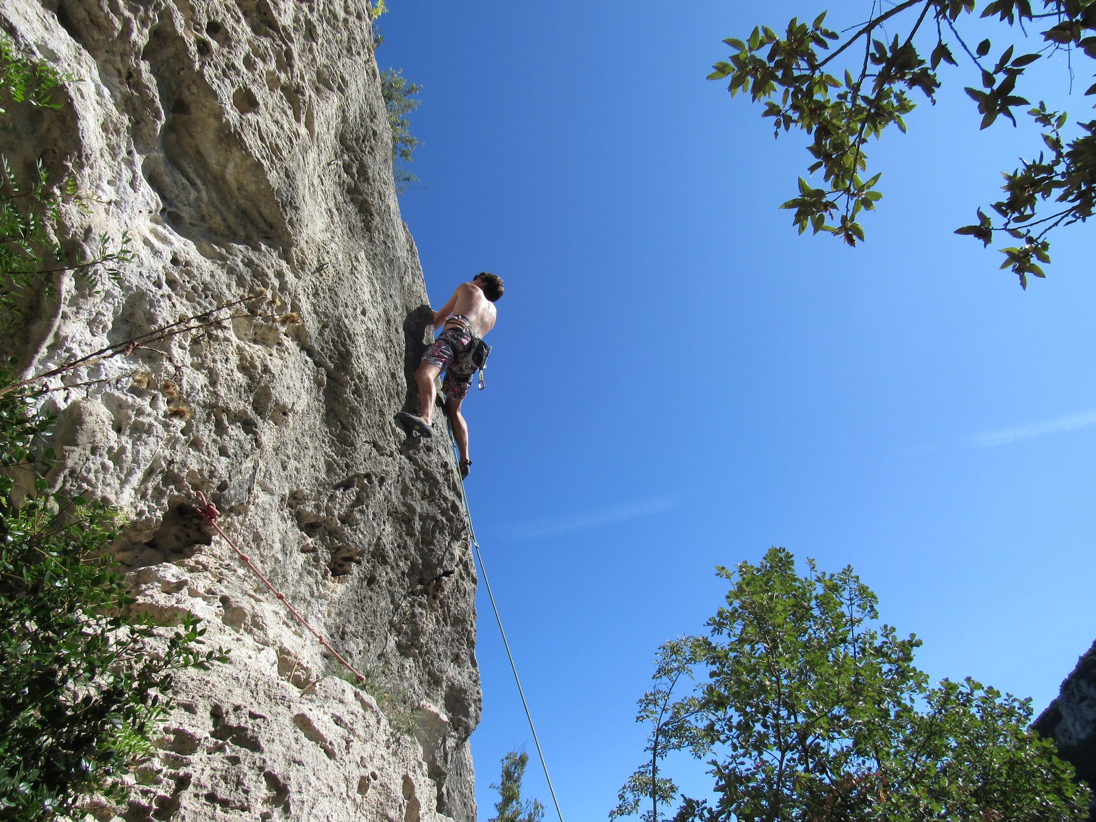 Paul Muller on Lumaca (6a+)