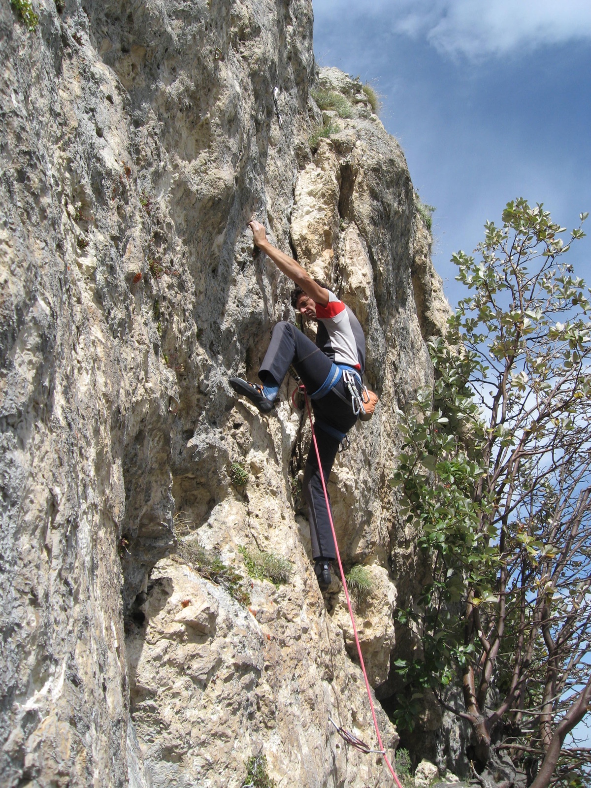 Biagio Mengoli on Minchia Head (6a)