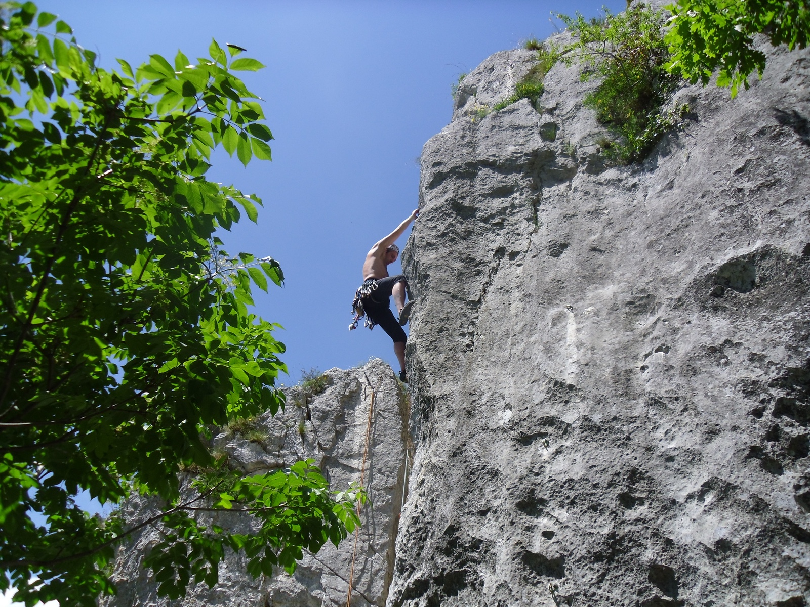 Emiliano Della Bella on Palle (5b+)