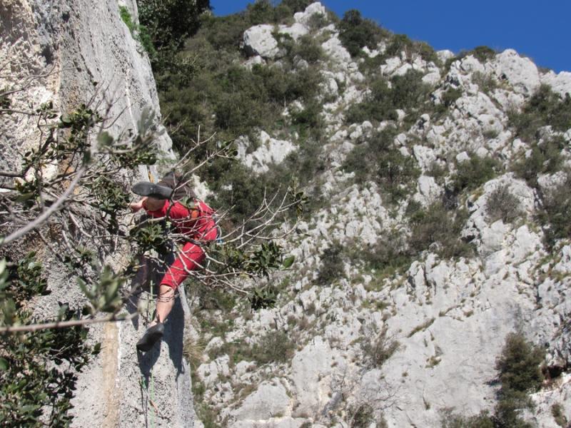 Maurizio Placidi on No Name 8 (6b+) 6/12