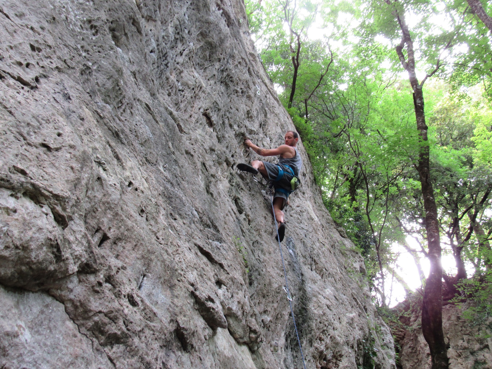 Michele Notari on Quelli delle Terre Alte (6b)