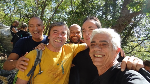 Selfie con Pierluigi Bini, Guglielmo Fornari e altri amici del Morra