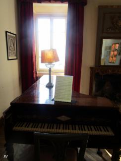 Castello di Duino: the piano played from Franz Liszt