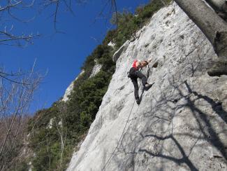 Alessandro Rosati on the No name route n.5 (6a)