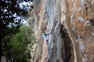 Flavia Di Vito on Lo Spigolo delle Streghe (6c)