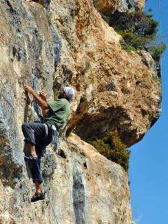 Gianluca Di Benedetto on Tremarella (6a+)