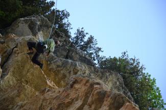 Gianluca Di Benedetto setting Tutt'al più muoio (6c)
