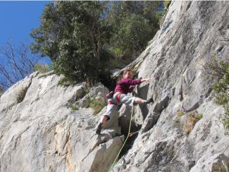 Falesia della Rocca, Francesca Ajò