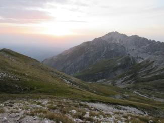 Gran Sasso National Park: Torri di Casanova and the ridge to Mount Infornace